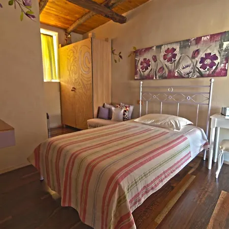 Pensjonat La Casetta Nei Colli 4*